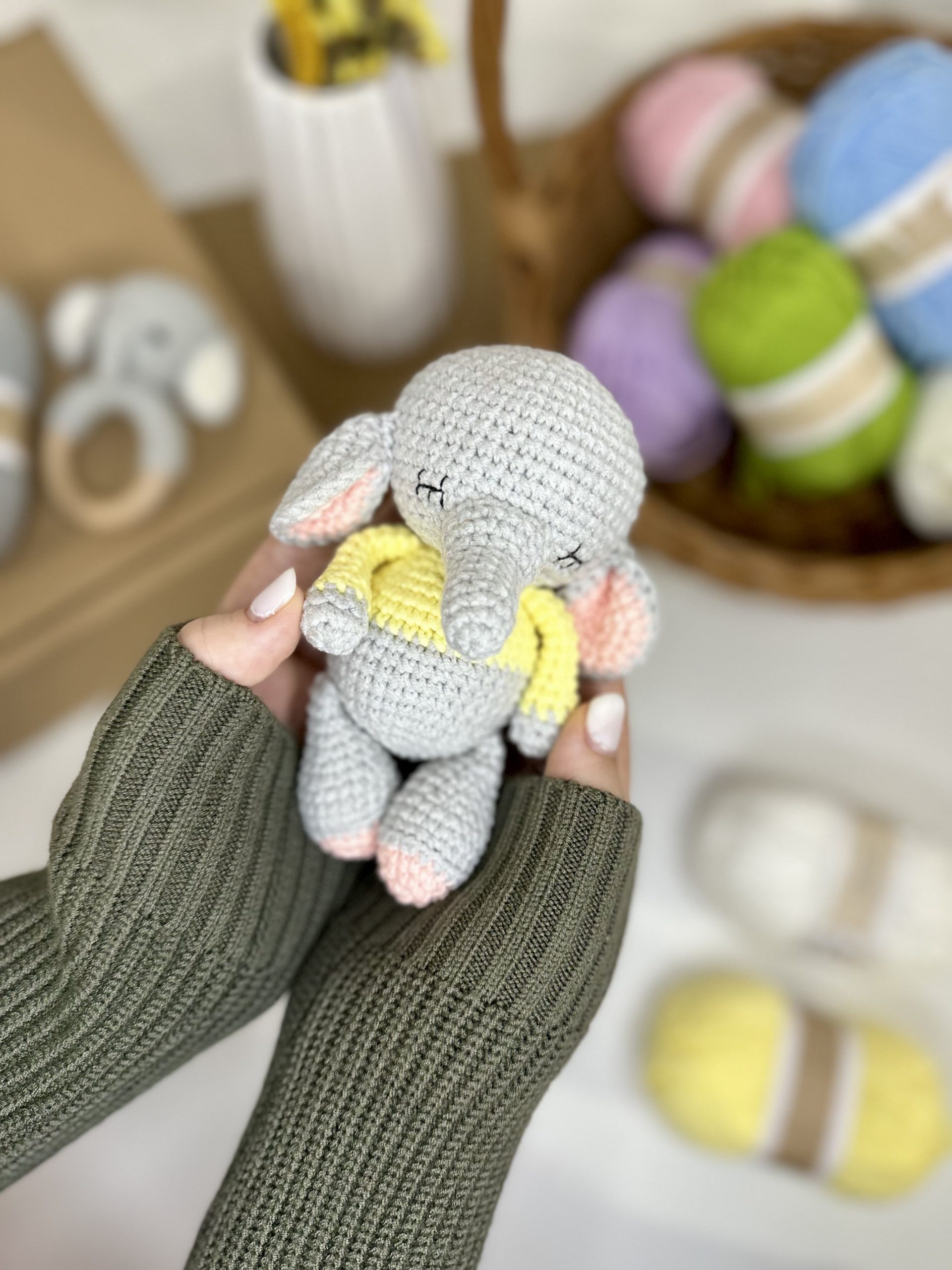Koleksion lodrash për fëmijë – Punime me grep të punuara me dorë - Elefant
