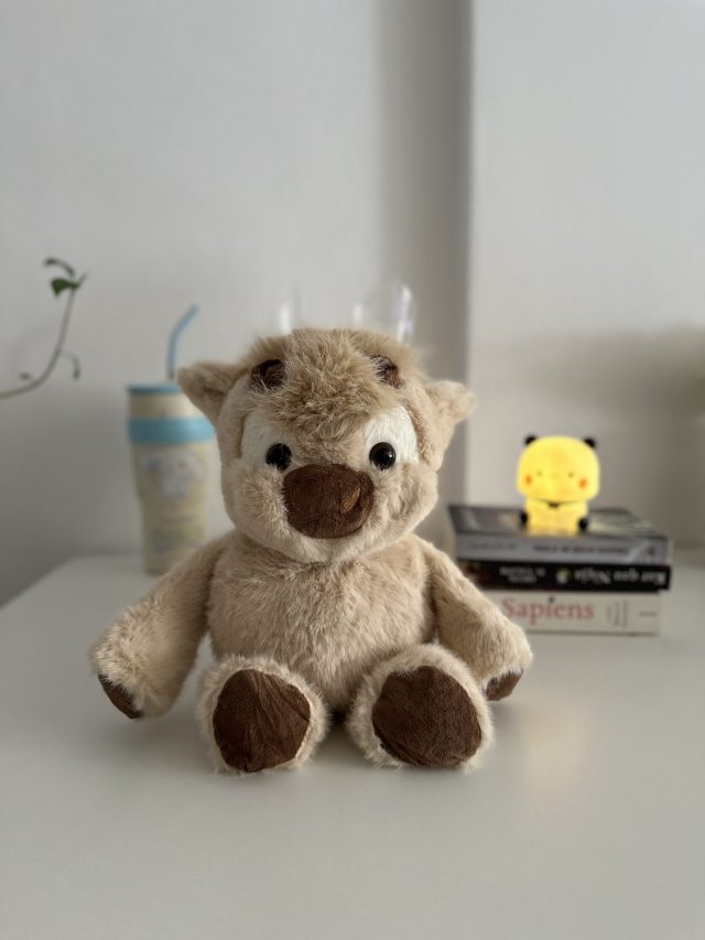 Runnning Cow Beige